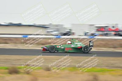 media/Jan-26-2025-CalClub SCCA (Sun) [[cfcea7df88]]/Group 2/Race/